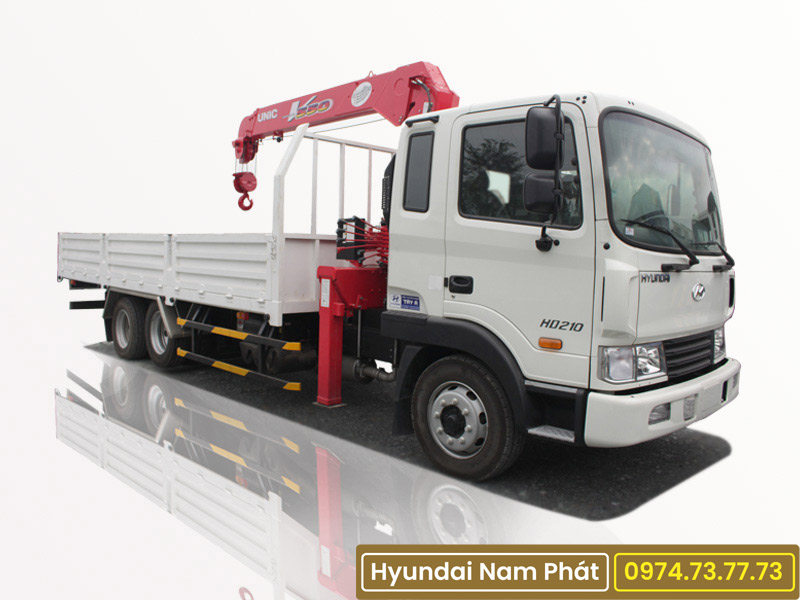 Xe Tải Hyundai HD210 Gắn Cẩu Unic 5 Tấn 4 Khúc URV 554